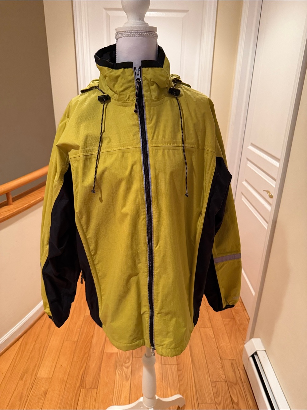 Road Runner Sports Ladies Hooded Jacket in Lime Green and Black  with pockets XL
